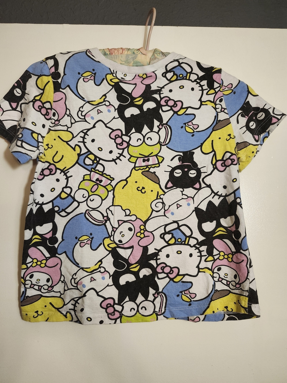 Sanrio - Hello Kitty & Friends T-shirt - Girls Size XS